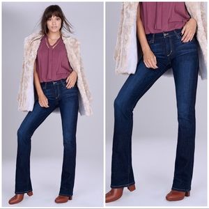 NWOT Joe’s Curvy Bootcut Jeans Dark Wash Denim 29
